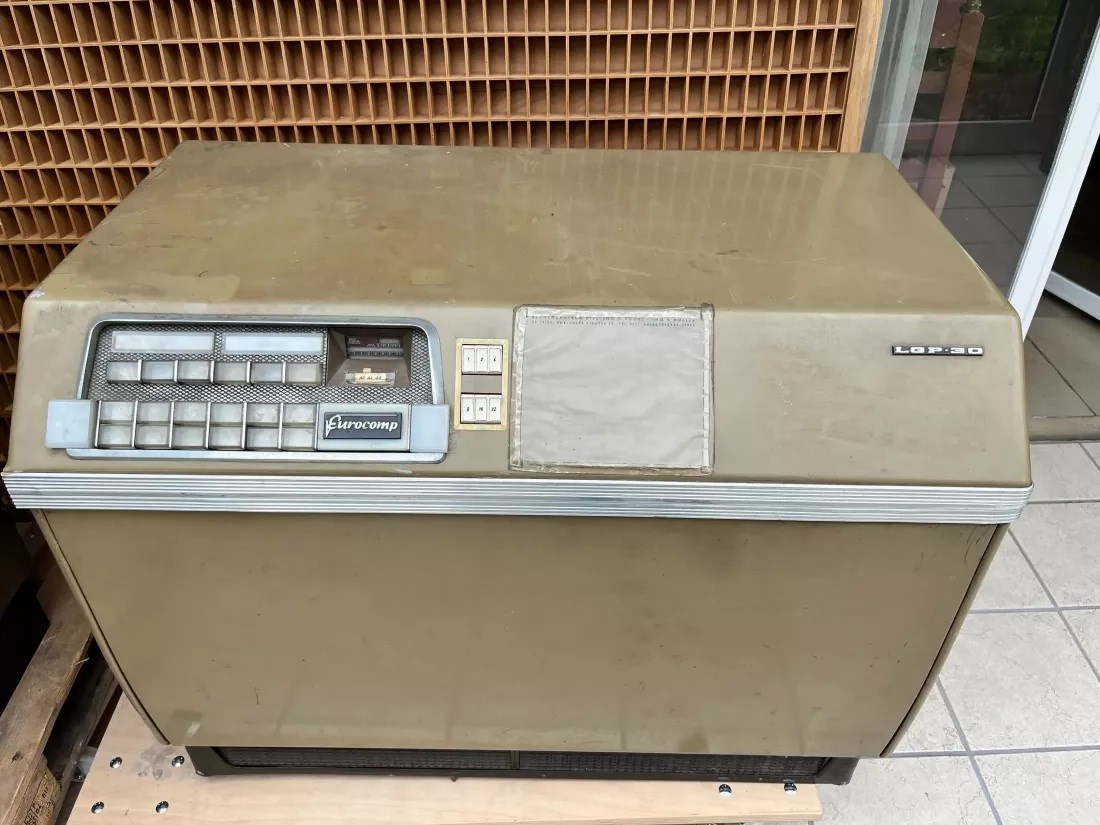 Reddit kullanıcısının evinden 1956’da kalma bilgisayar çıktı