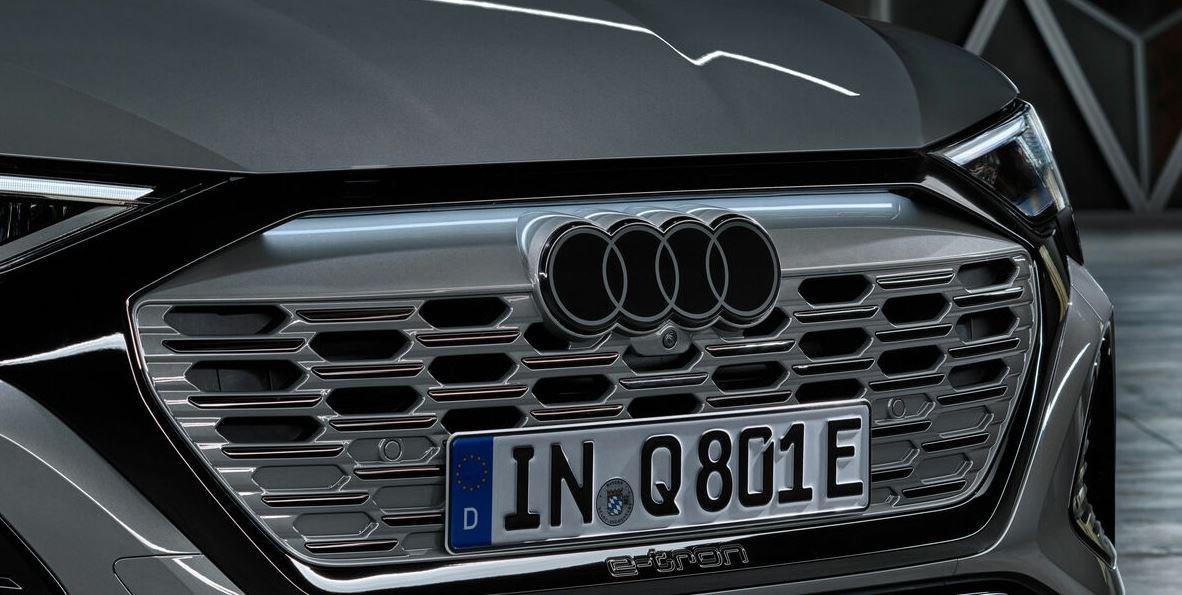 Audi de logosunu güncelledi: 'Daha sade ve modern'