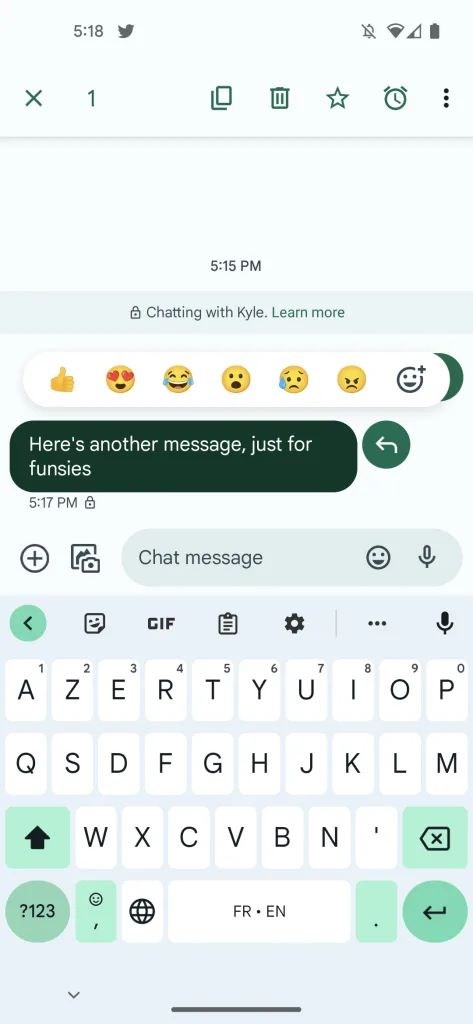 Google Mesajlar'da mesajlara tepki verirken emoji sınırı kalkıyor