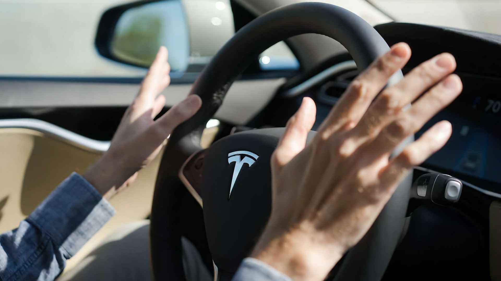 Tesla'lar artık 'portakal hilesini' algılayacak