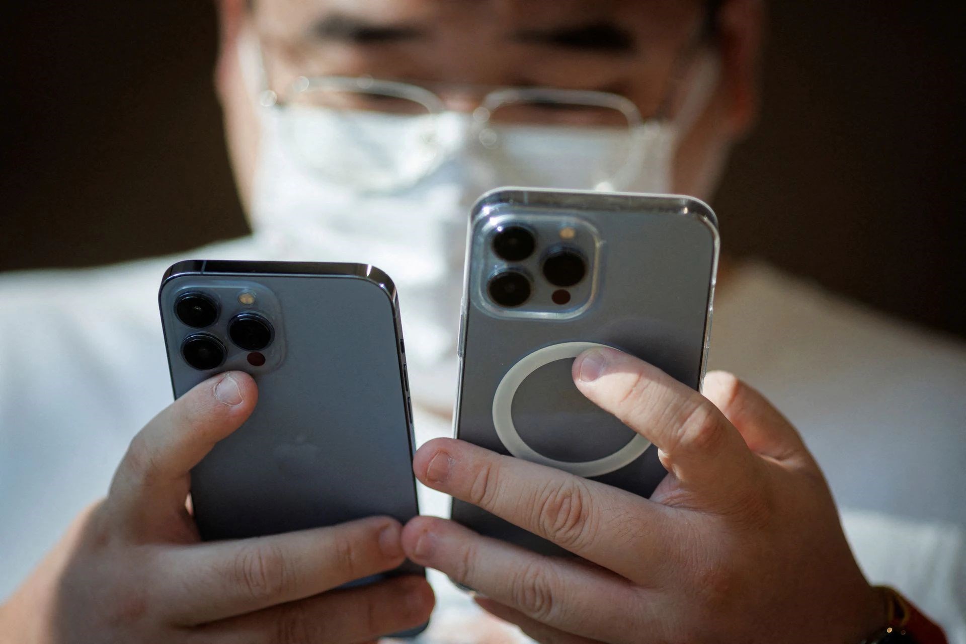 Apple hisseleri, Çin fabrikasındaki ayaklanmalar nedeniyle düştü