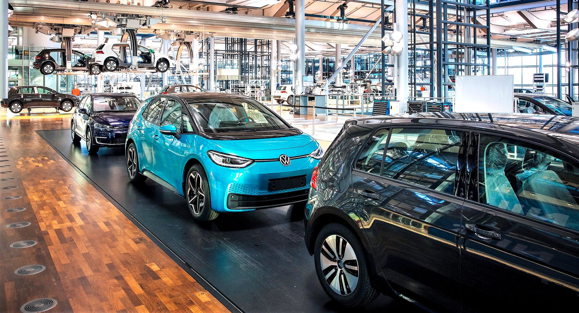 Volkswagen CEO'sundan AB'ye uyarı: 'Enerji fiyatları düşürülmeli'