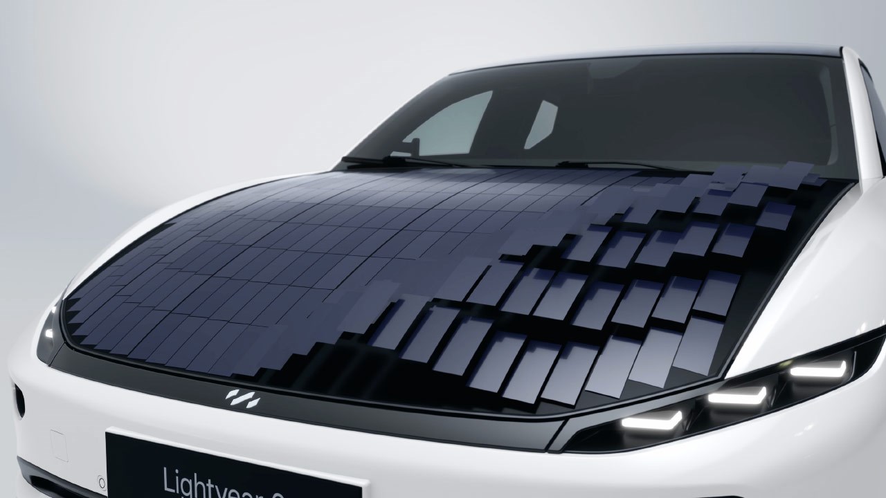 Güneş enerjili otomobil Lightyear 0 seri üretime girdi