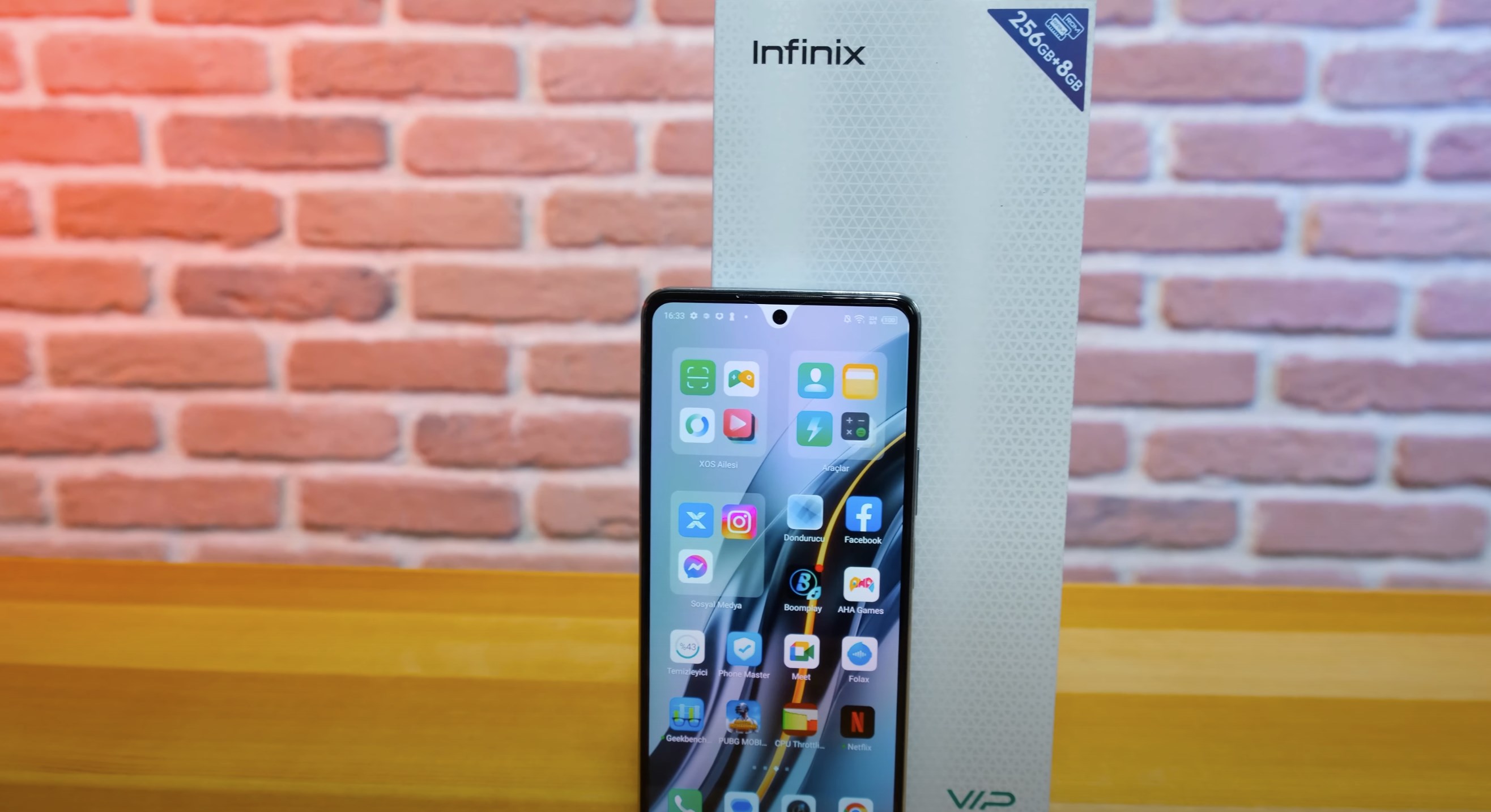 Hızlı şarj, başarılı kamera! - Infinix Note 12 VIP inceleme