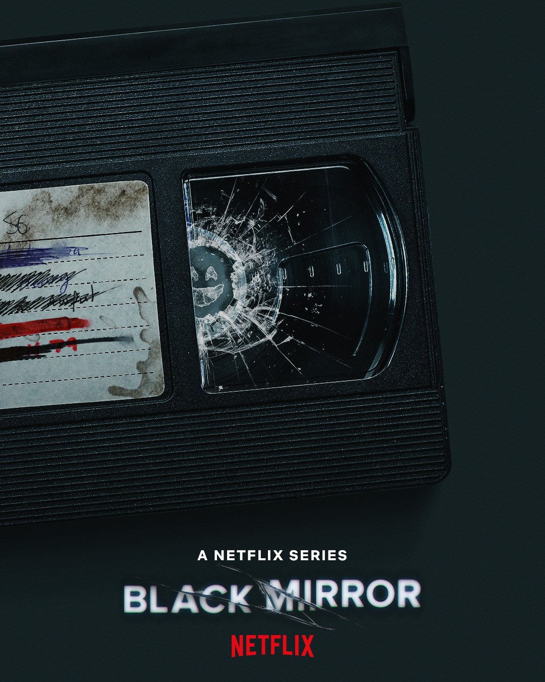 süper bilim kurgu dizisi Black Mirror