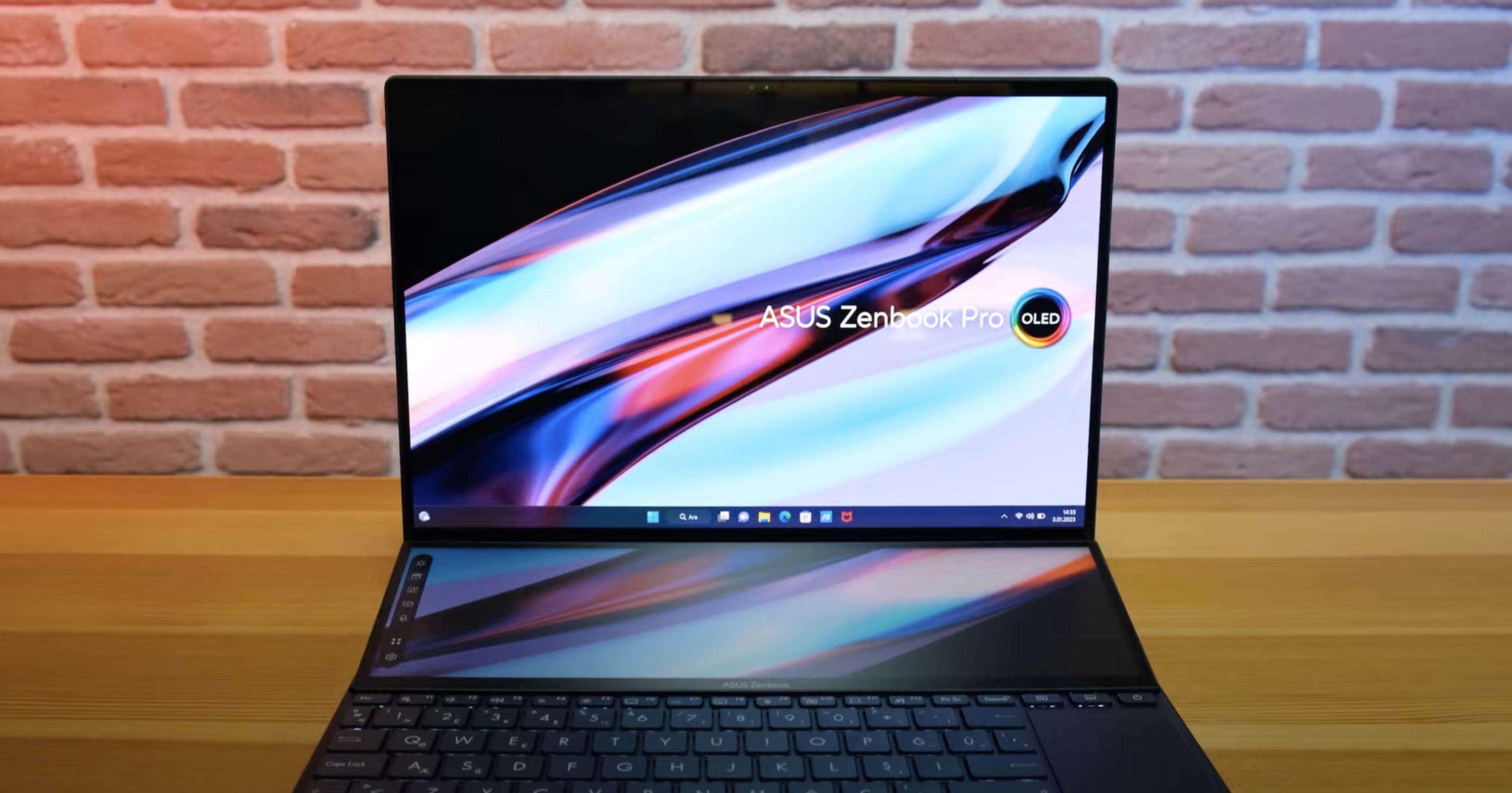 Asus Zenbook Pro 14 Duo OLED incelemesi!