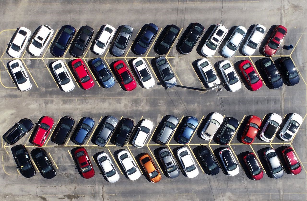 Otomobil satışları 2022'de bir önceki yıla göre %5,5 arttı