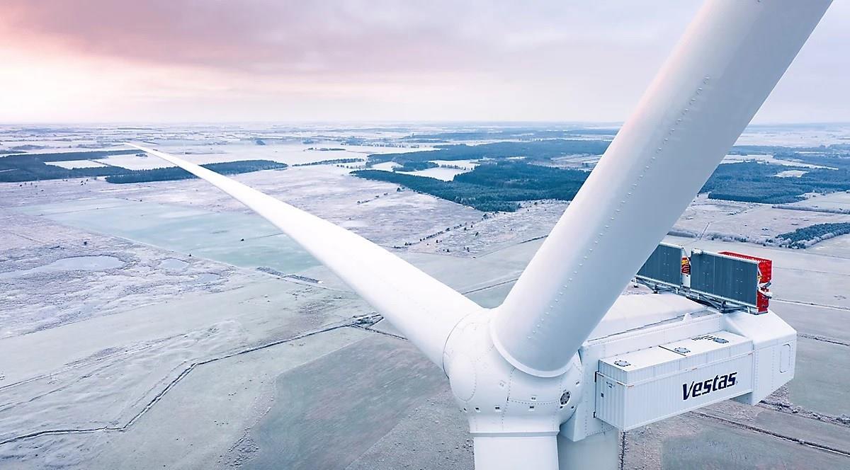 Dünyanın en güçlü rüzgar türbini ilk elektriğini üretti
