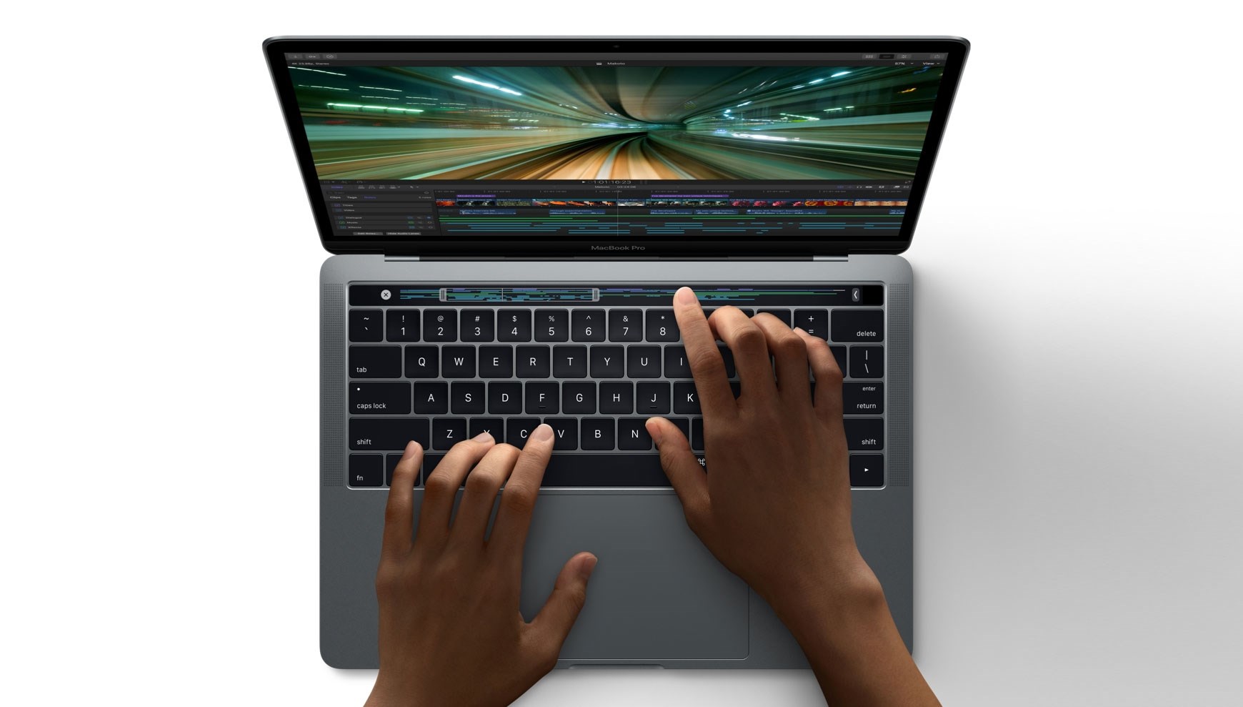 Apple, dokunmatik ve OLED ekranlı MacBook Pro üzerinde çalışıyor