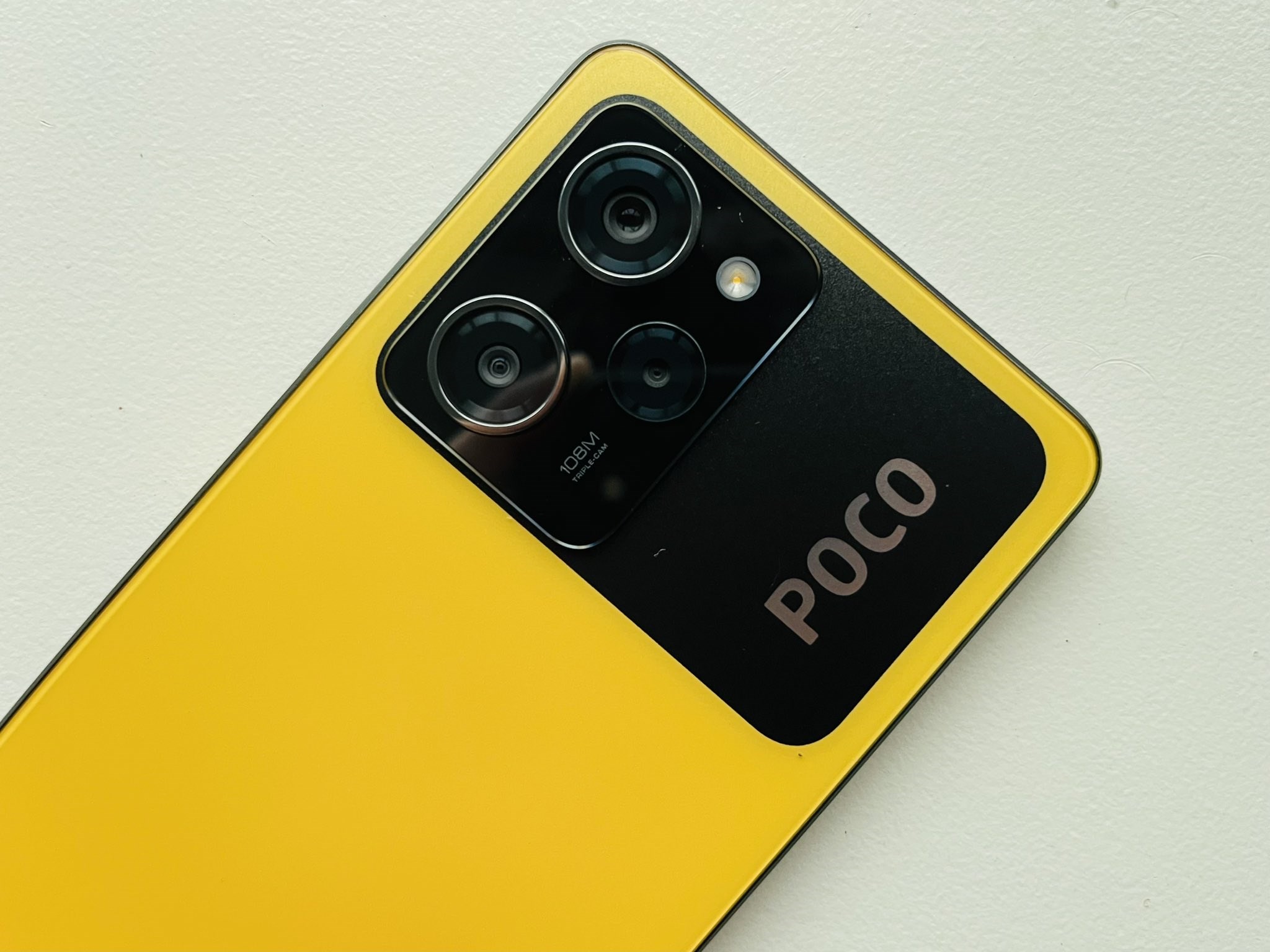 Poco X5 Pro 5G'nin canlı görüntüleri ortaya çıktı