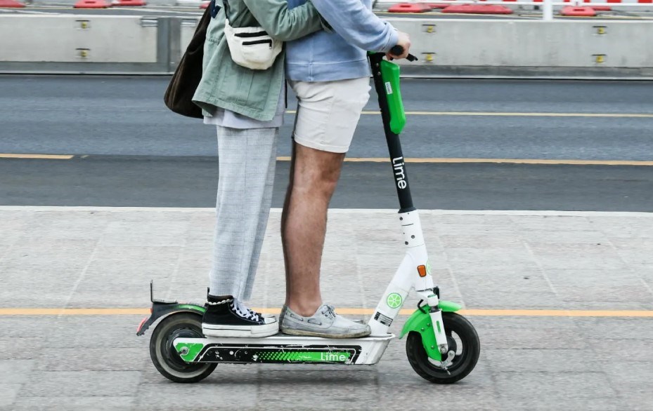 Elektrikli scooter'lara 'sensör' düzenlemesi geliyor