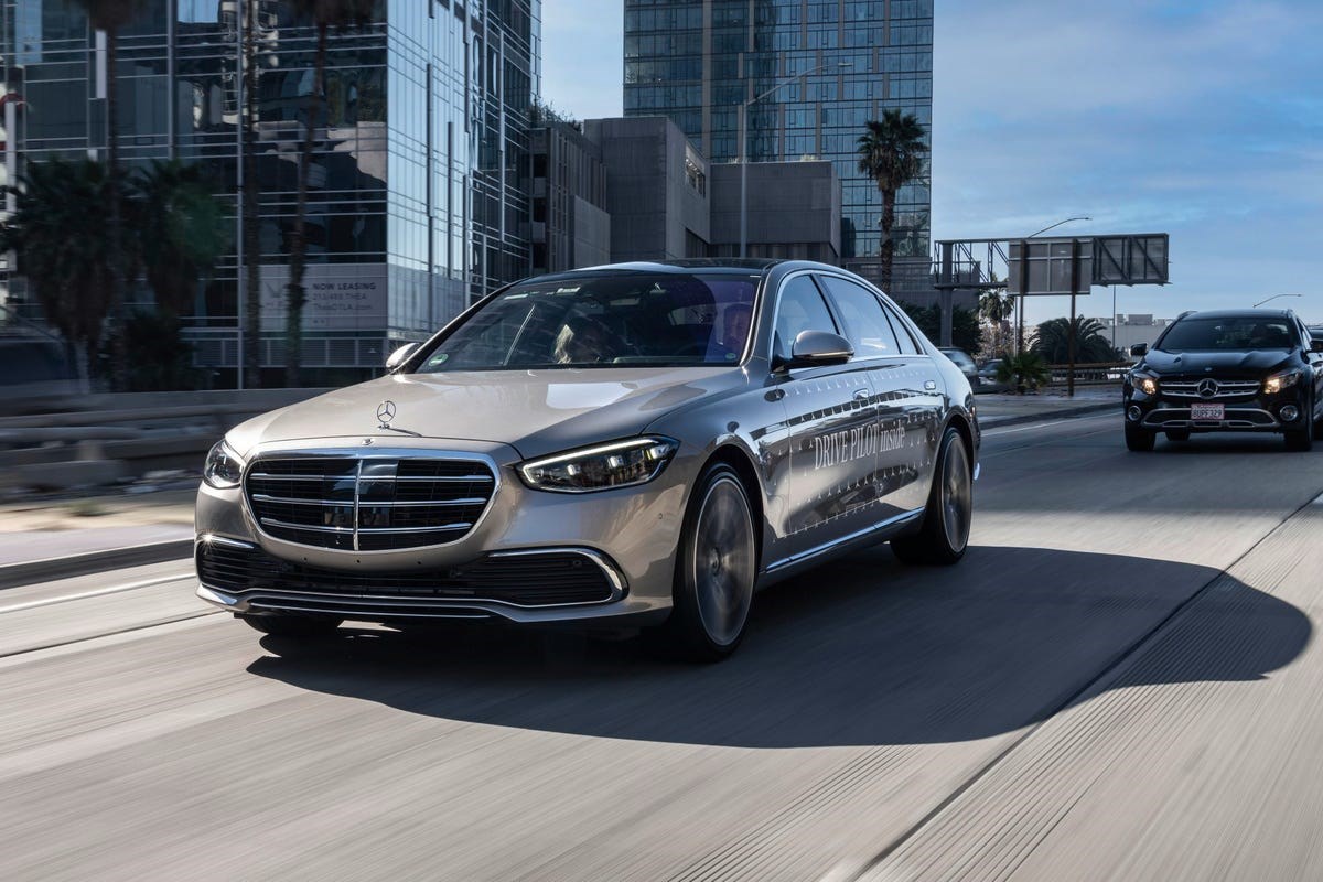 Mercedes Drive Pilot, en gelişmiş otonom sürüş sistemi oldu