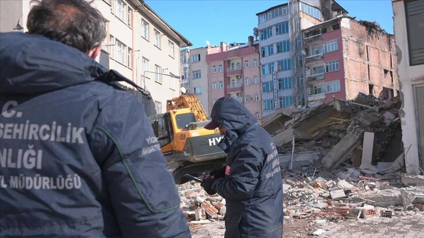 Depremden etkilenen illerde yıkılması gereken bina sayısı