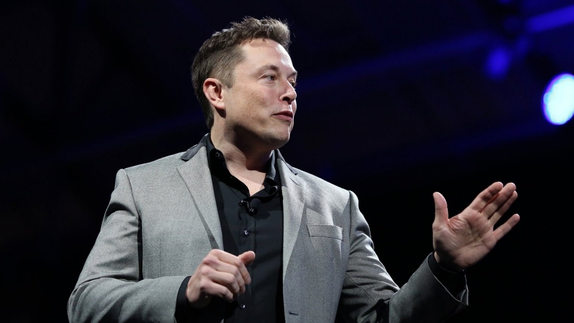 Elon Musk: Yapay zeka hepimizi öldürecek gibi görünüyor