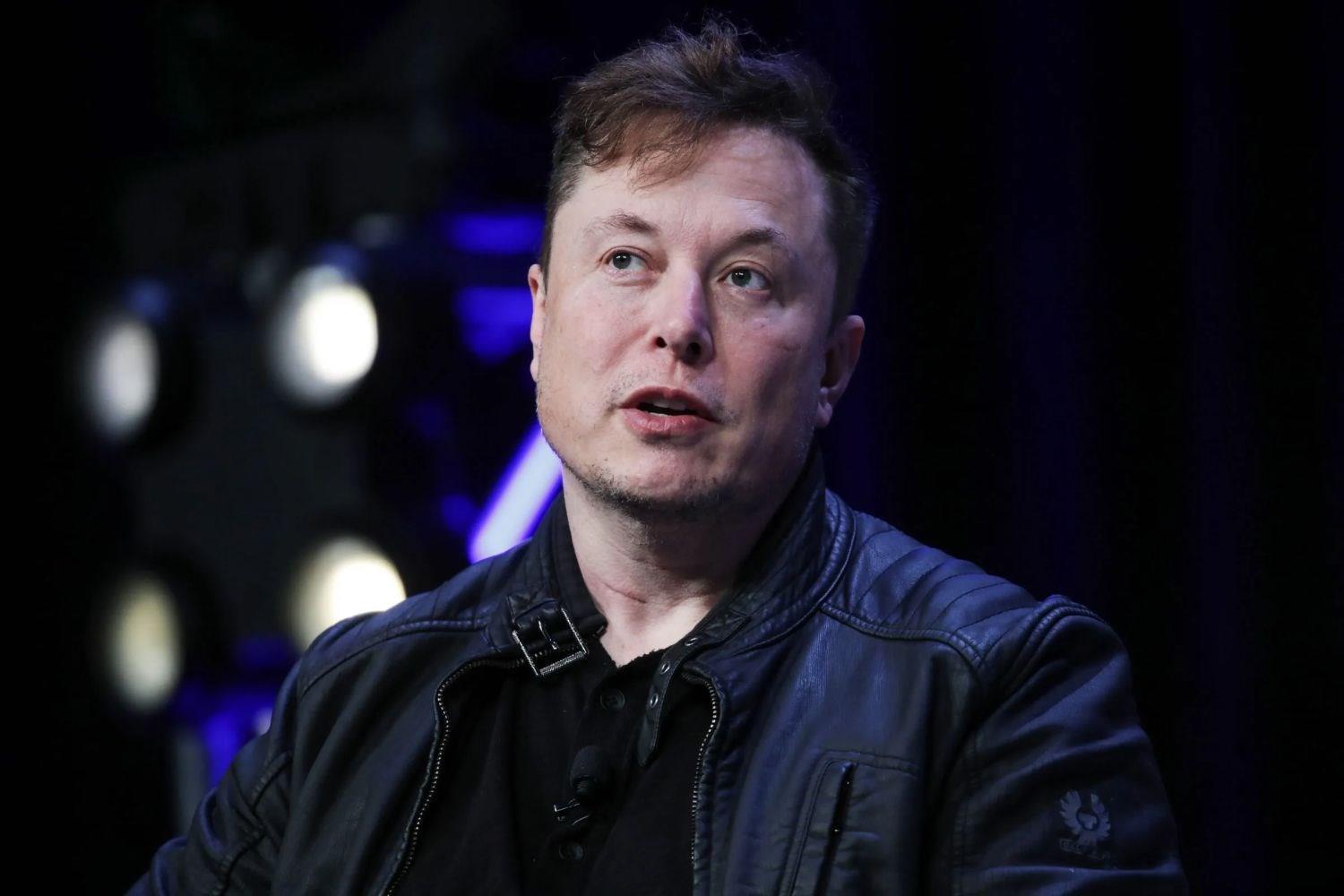 Elon Musk, ChatGPT'ye rakip oluşturmak için bir ekip kuruyor