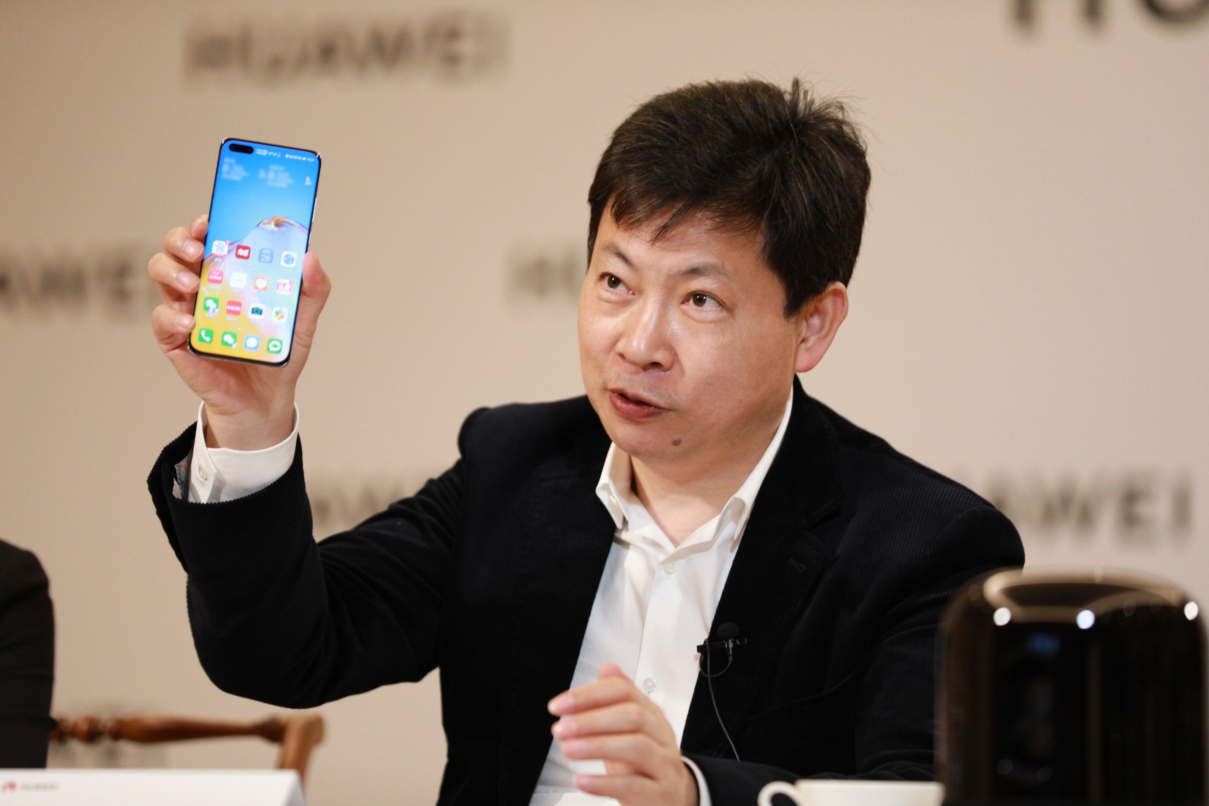 Huawei, Xiaomi'ye dava açtı: Çinliler arasında savaş başladı