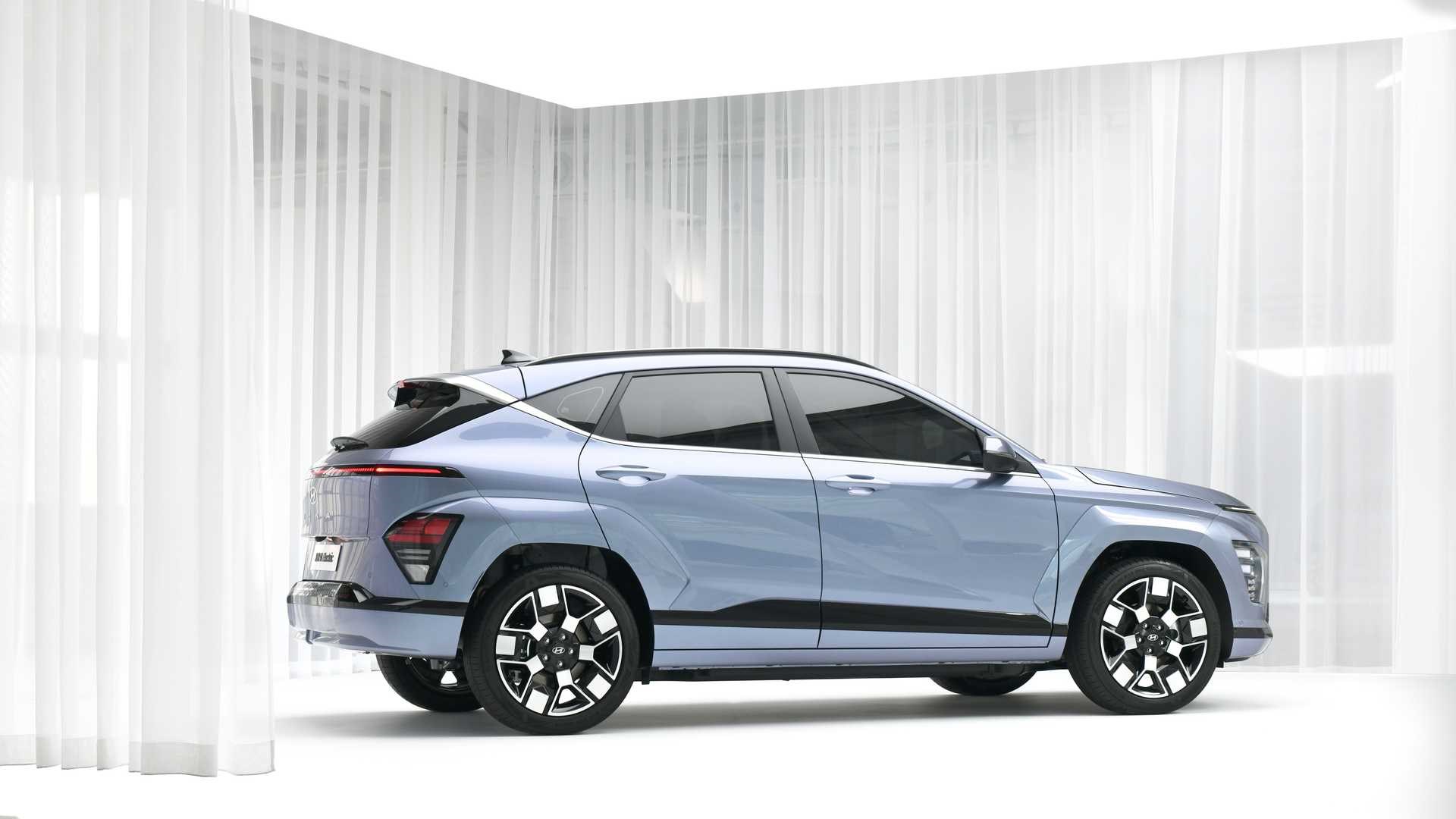 Yeni Hyundai Kona Electric bu özelliklerle geliyor!