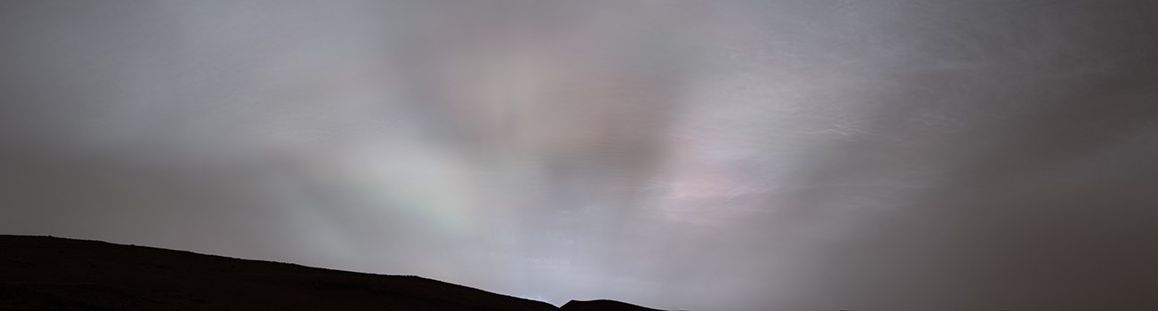 NASA, Mars’ın göz alıcı gün batımını paylaştı