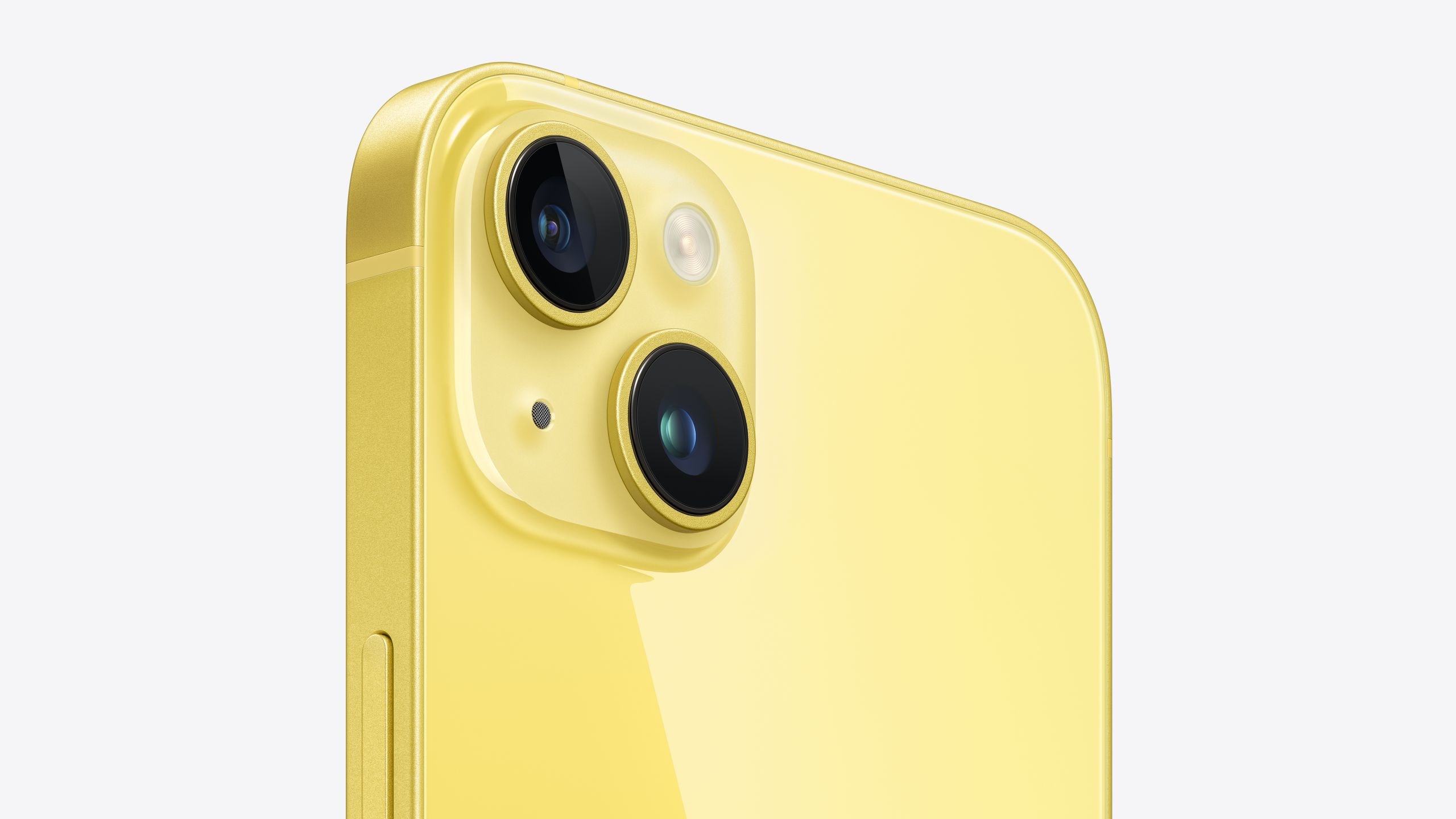 Civciv sarısı iPhone 14 ve iPhone 14 Plus satışa çıktı