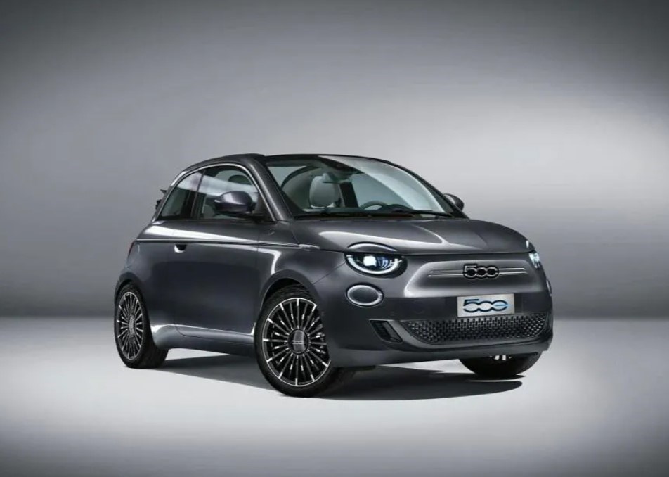 Elektrikli Fiat 500e Türkiye fiyat listesi açıklandı