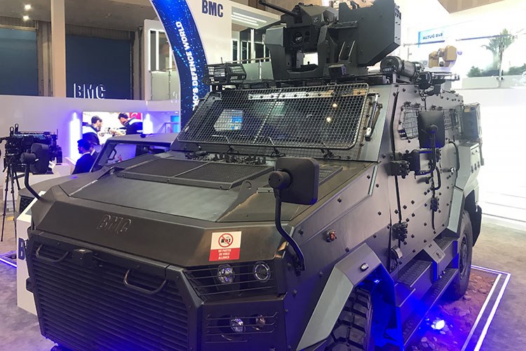 Yenilenen BMC Amazon 4x4 zırhlı kara aracı göreve hazırlanıyor