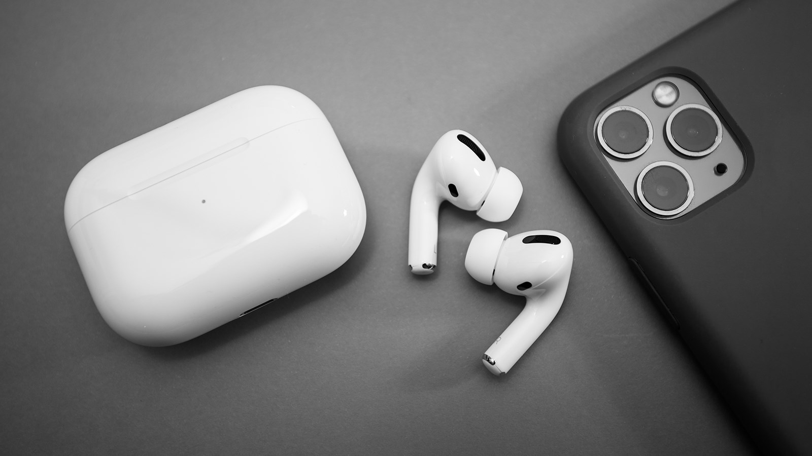 Apple ve Foxconn anlaştı: AirPods üretimi yer değiştiriyor