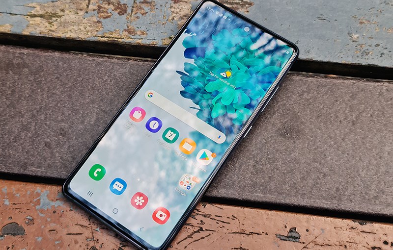 Android 14 güncellemesi almayacak Samsung telefonlar belli oldu