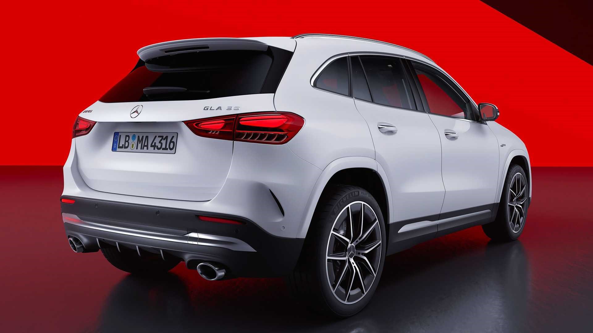 Makyajlı Mercedes GLA ve GLB tanıtıldı: İşte özellikleri