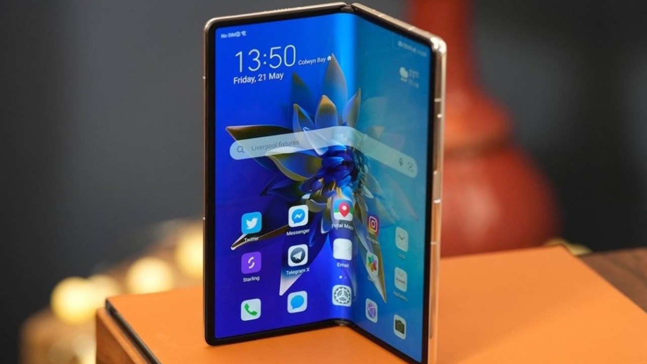 Huawei Mate X3'ün ekran boyutları belli oldu! Geriye gidiyor