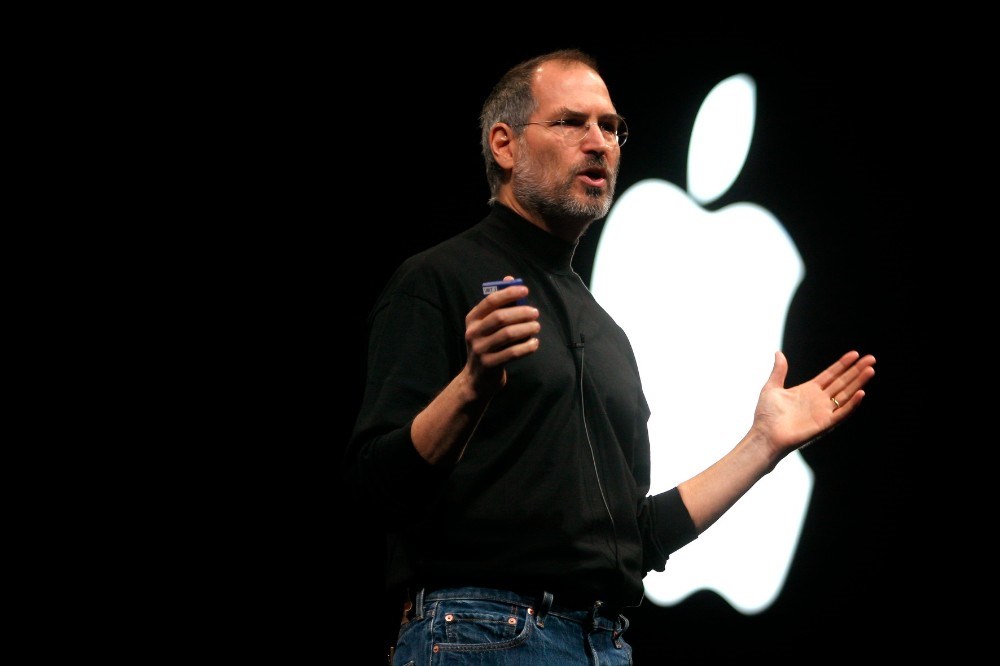 Steve Jobs'ın nadir bulunan imzası 95.000 dolara satışa çıktı