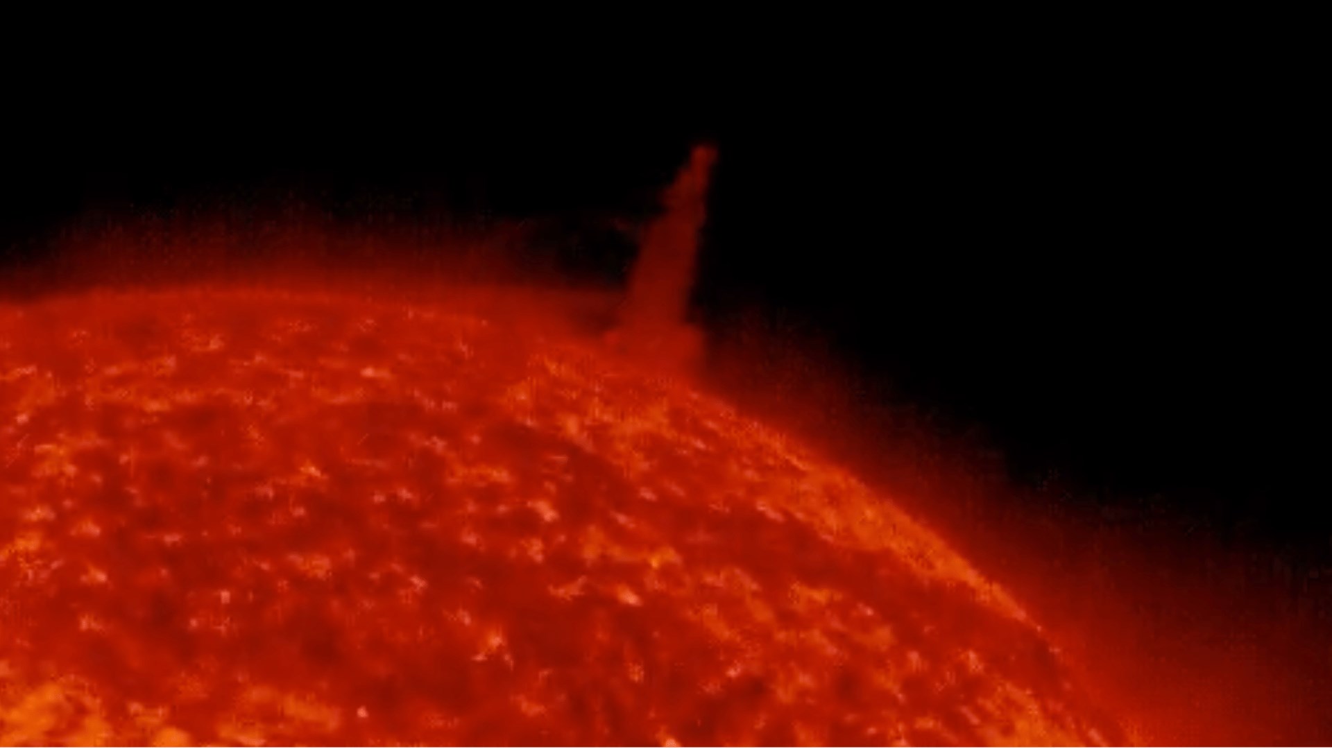 Güneş'te 14 Dünya büyüklüğünde kasırga tespit edildi