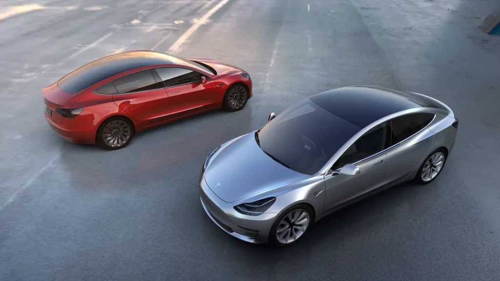 Tesla, araç maliyetlerini düşürüyor: Uygun fiyatlı modeller yolda