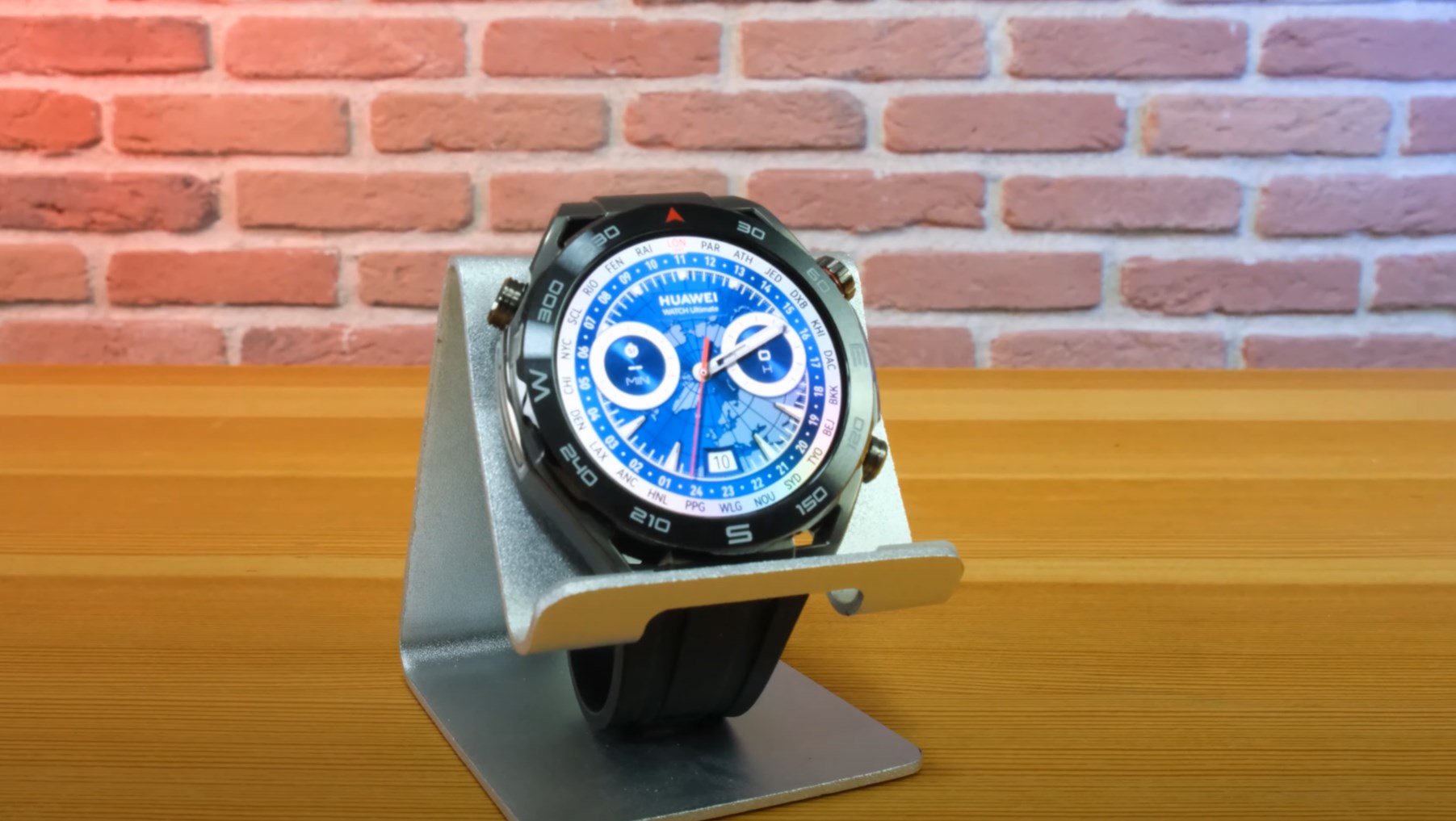 Bu akıllı saat bir başka! Huawei Watch Ultimate incelemesi