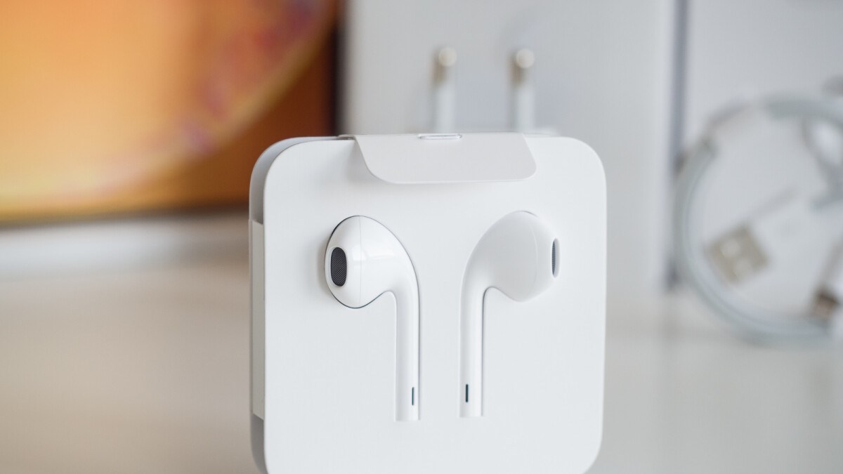 USB-C'li EarPods geliyor: iPhone 15 ile çıkacak