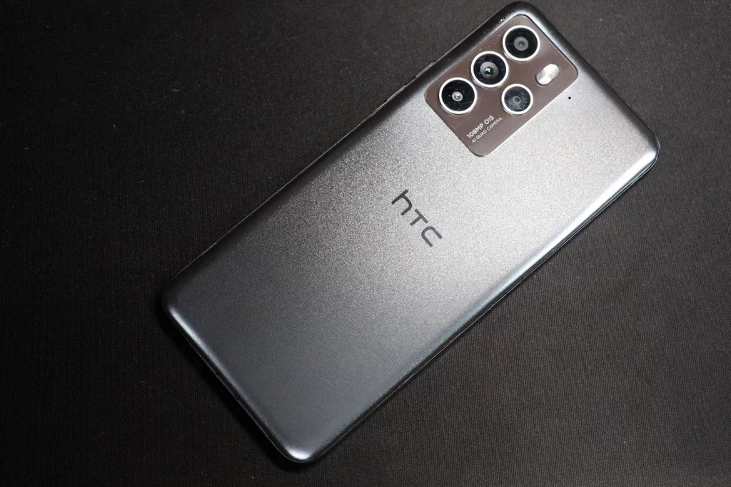 HTC U23 Pro'nun gerçek görüntüleri sızdırıldı: İşte tasarımı