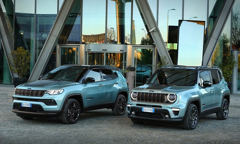 Jeep Renegade ve Compass e-Hybrid Türkiye'de satışa sunuldu