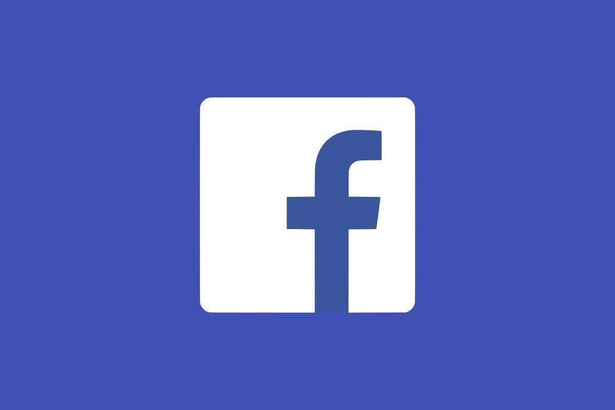 Facebook uygulaması otomatik arkadaşlık isteği gönderiyor