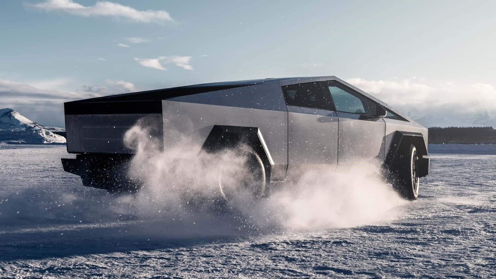 Tesla Cybertruck'ın ilginç iç mekan tasarımı ortaya çıktı