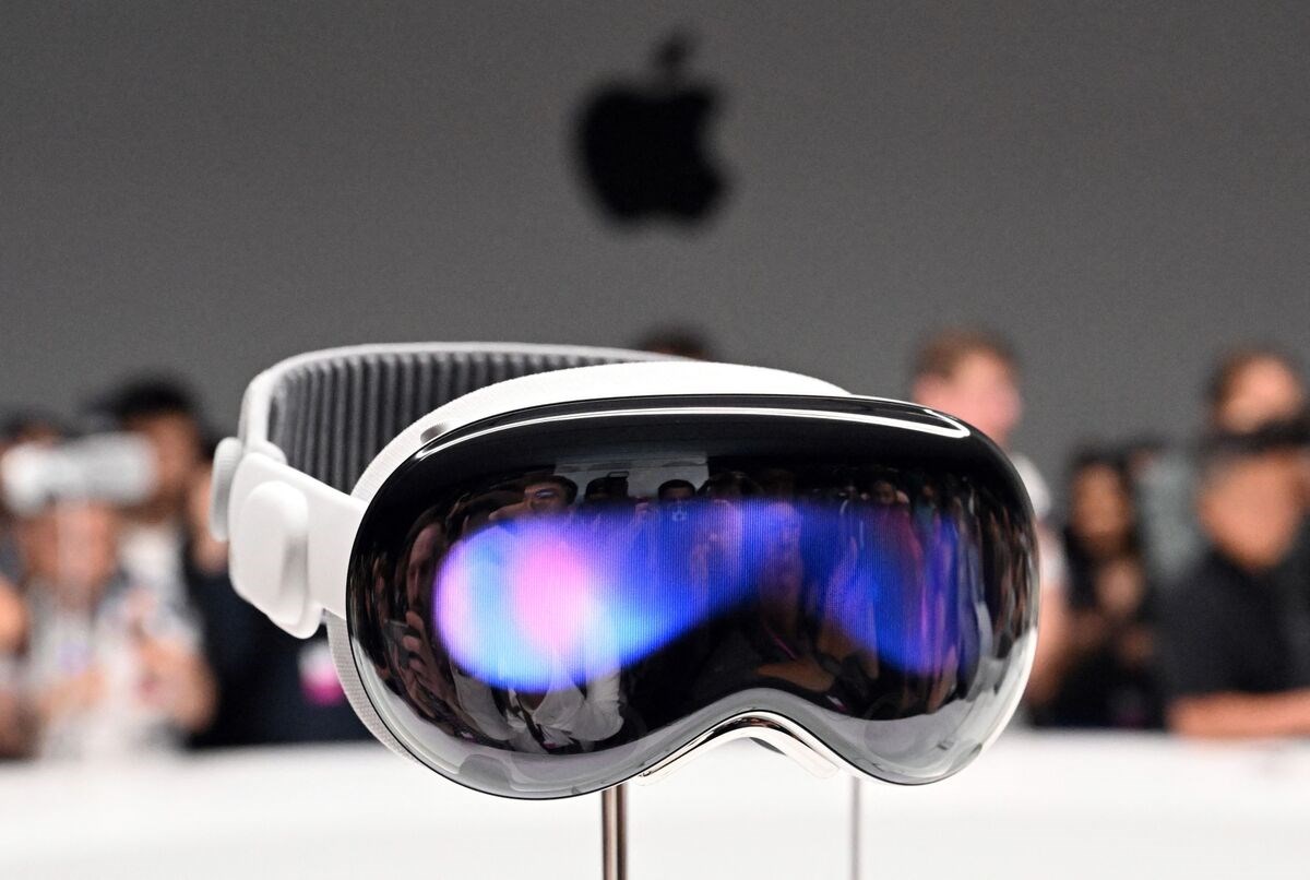 Vision Pro, Apple'ın değerini 3 trilyon dolara yaklaştırdı