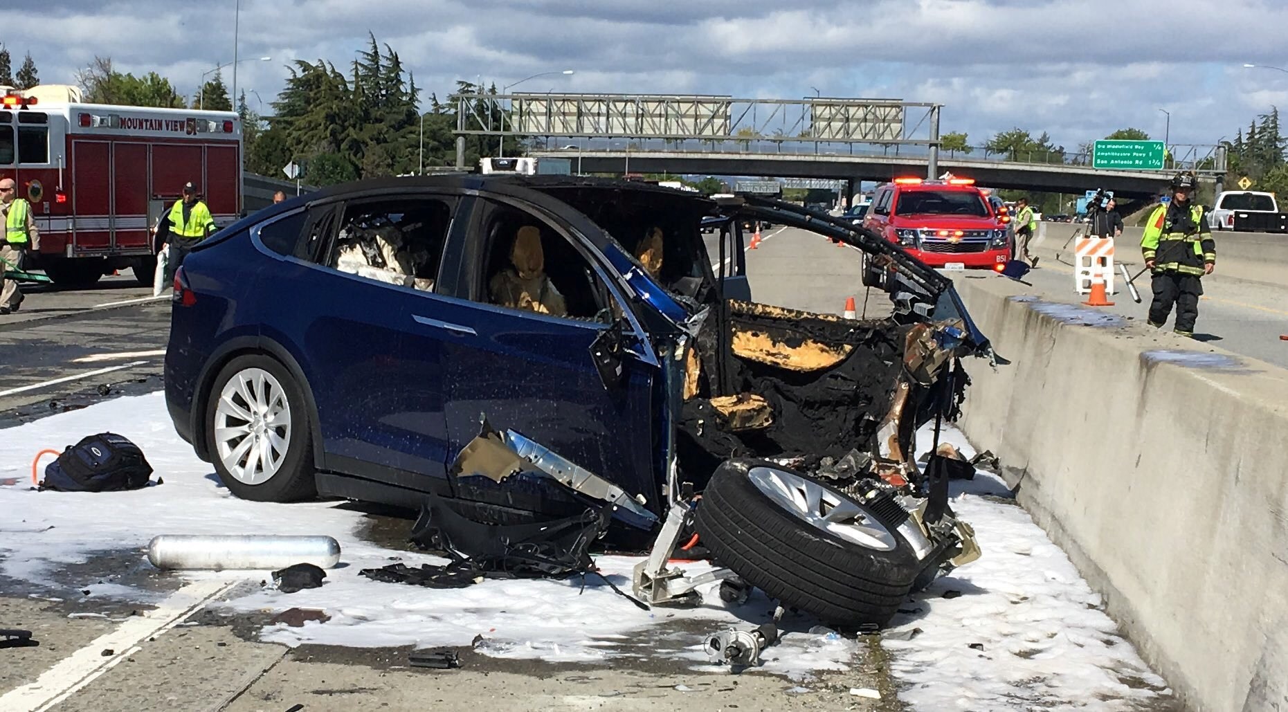 Tesla otopilotun acı bilançosu ortaya çıktı: 17 ölüm, 736 kaza