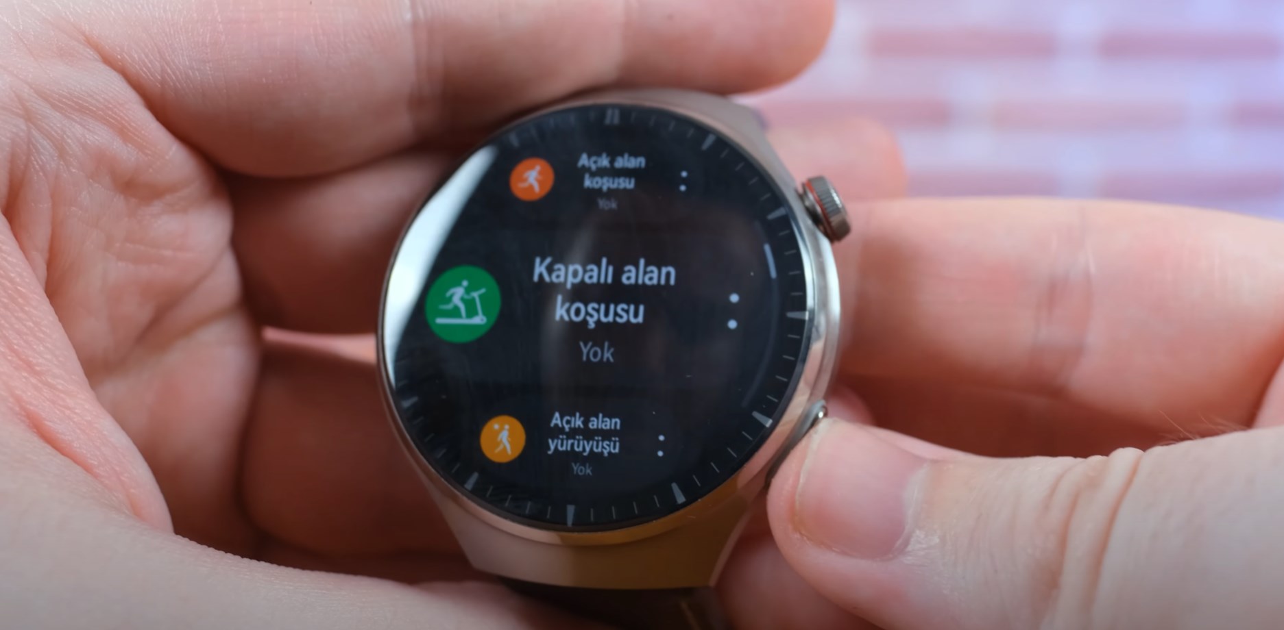 Huawei Watch 4 Pro inceleme - Öksürüğünüzden ölçüm yapan saat!