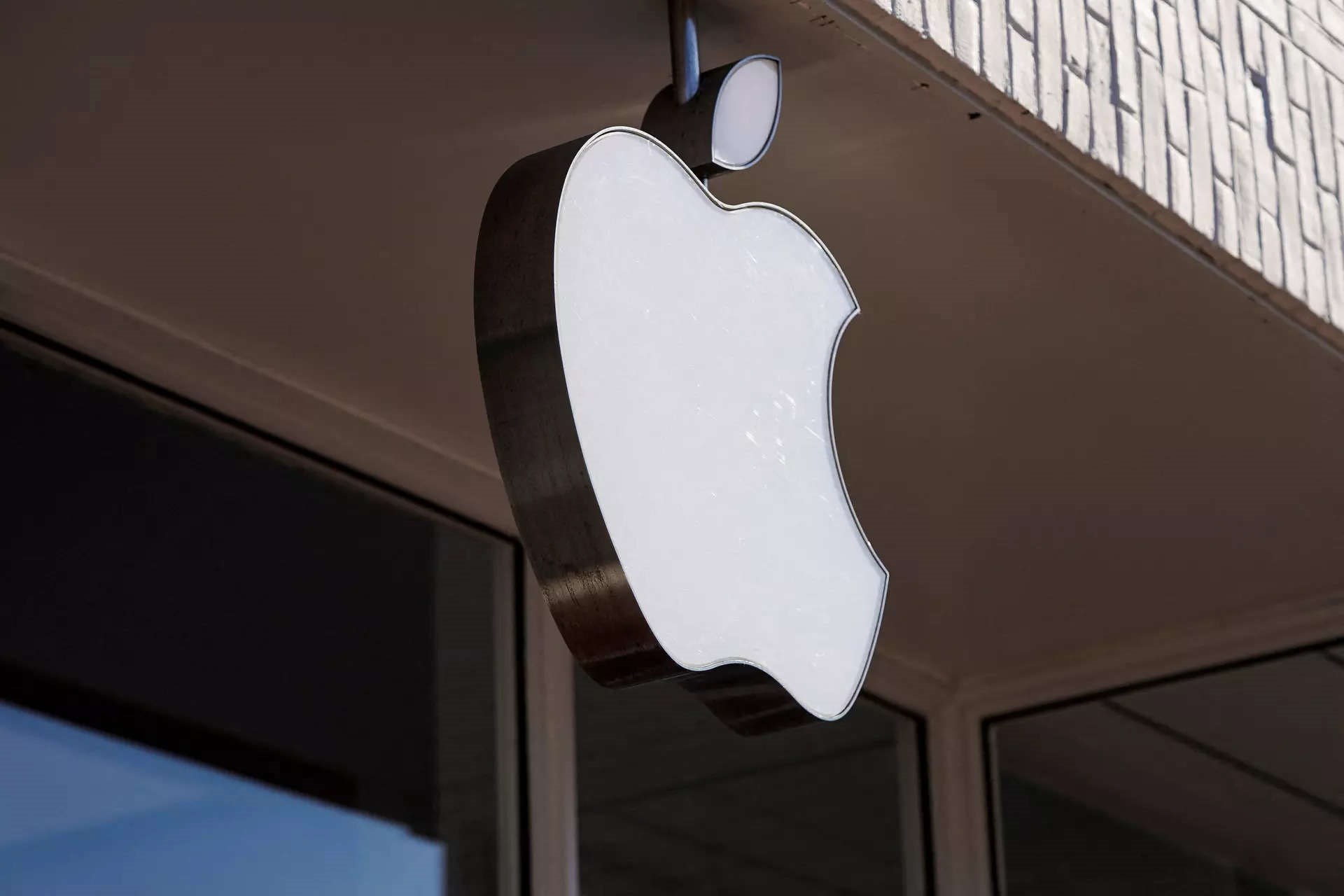 Apple, WeChat üzerinden ürün satmaya başladı