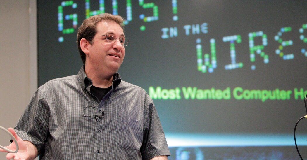 Efsanevi hacker Kevin Mitnick, 59 yaşında hayatını kaybetti