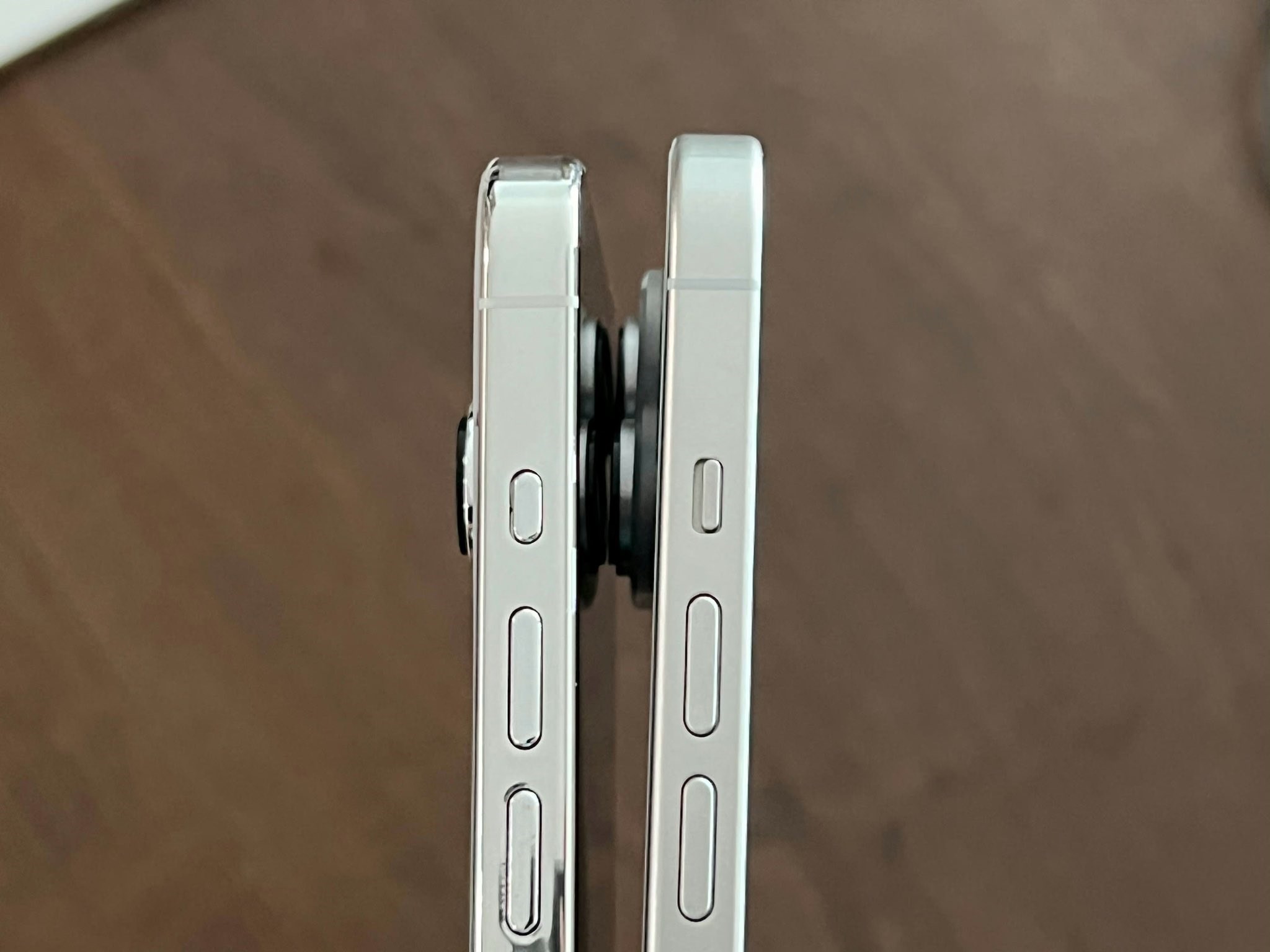 iPhone 15 Ultra'ya ait kılıf fotoğrafları ortaya çıktı