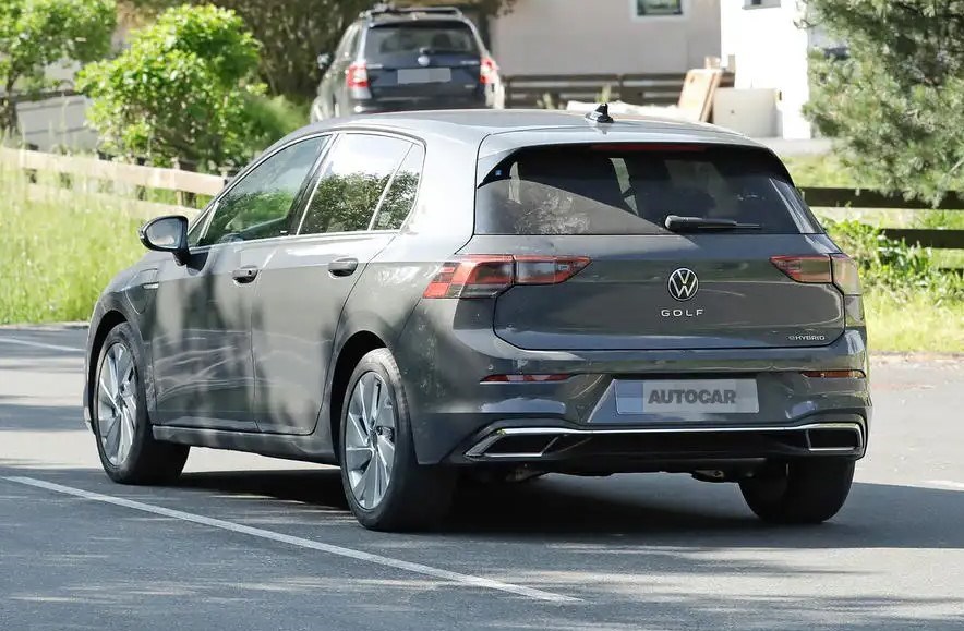 2024 Volkswagen Golf'te manuel şanzıman seçeneği olmayacak