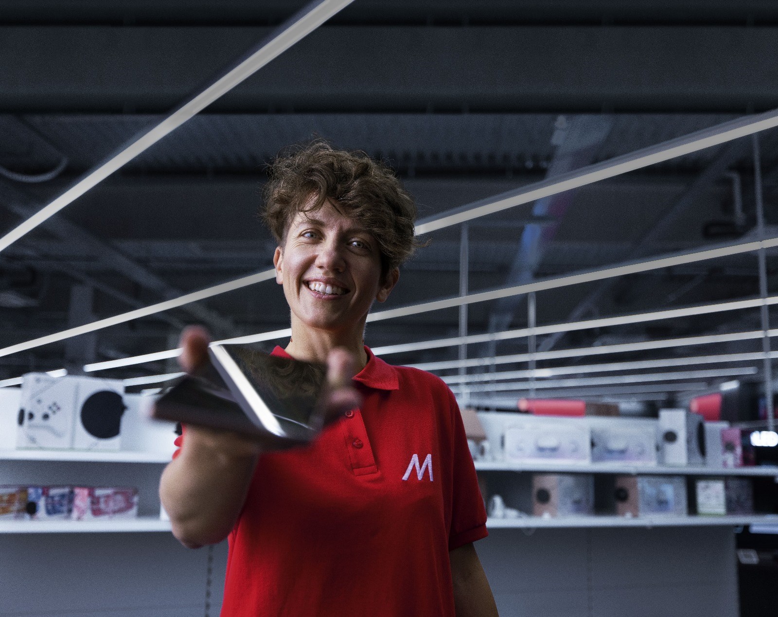 MediaMarkt yenilenmiş telefonlar için kiralama hizmeti başlattı