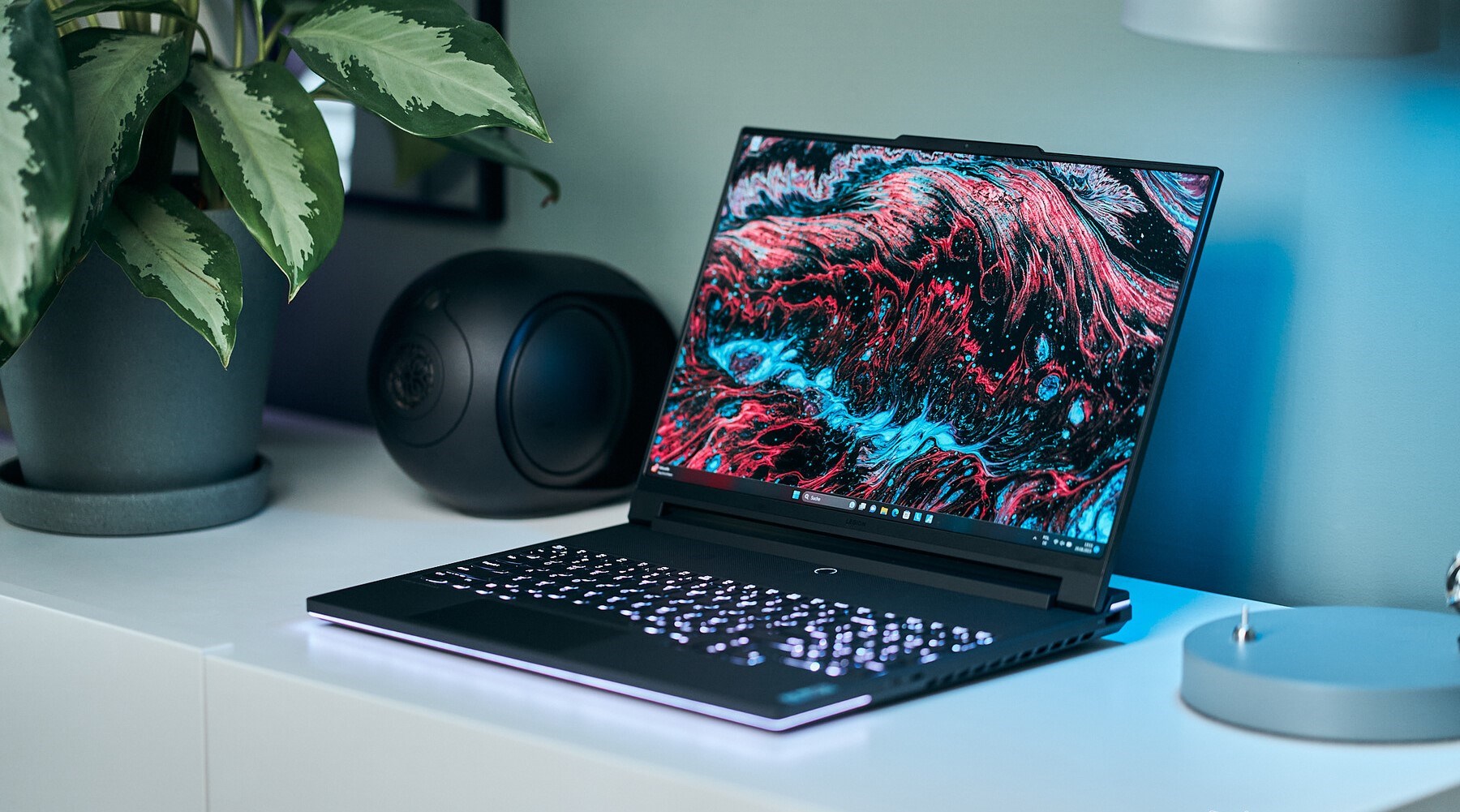 Yeni Lenovo Legion 9i, sıvı soğutma ve üstün performansla geliyor