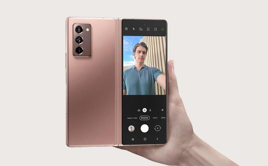 Samsung'un katlanabilir telefon satışları Galaxy Note'u geçti