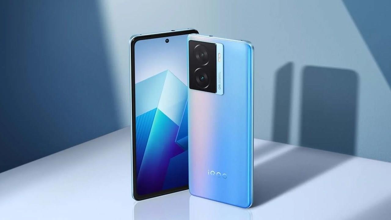 iQOO Z8, Google Play Console'da listelendi