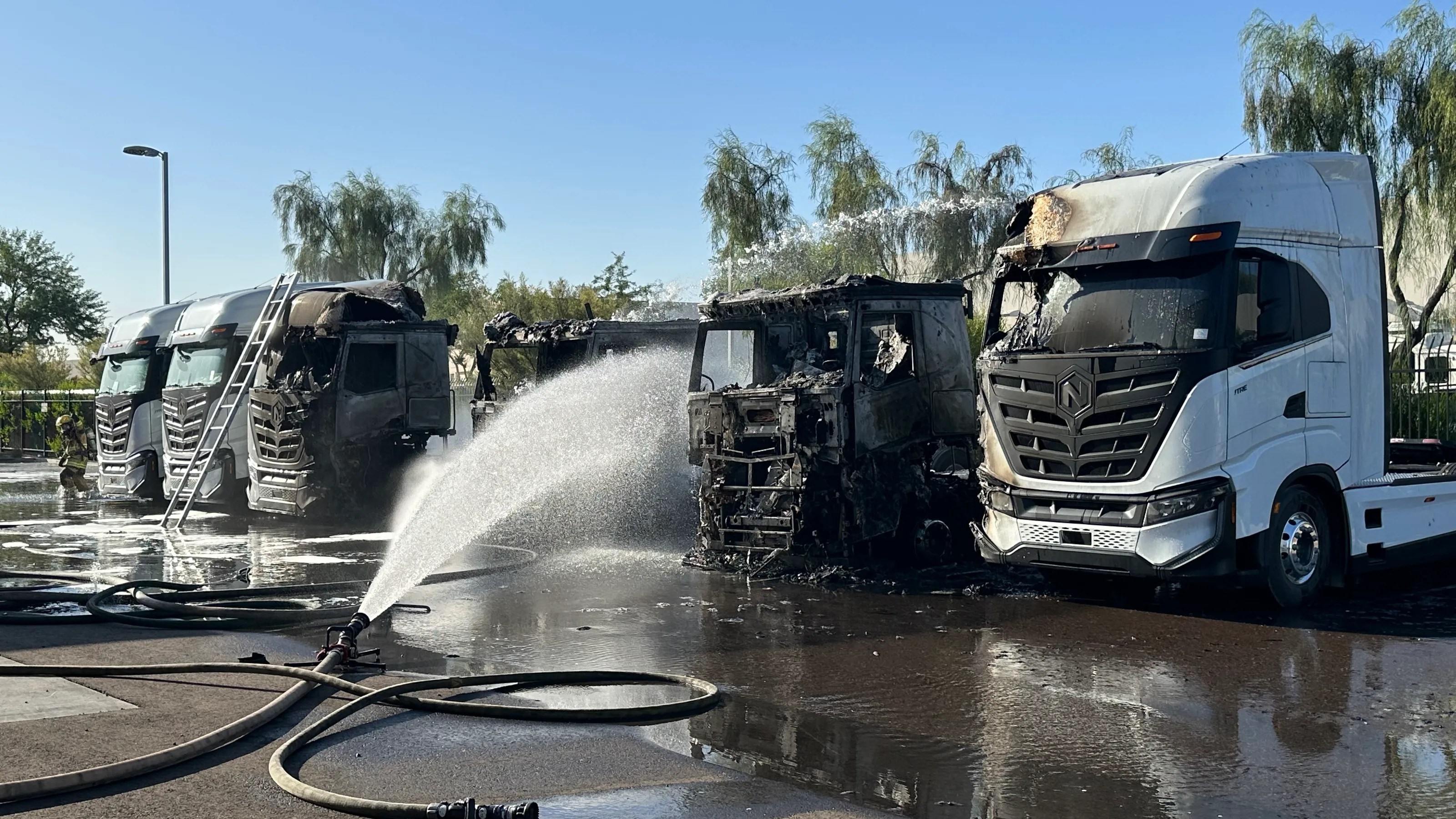 Nikola'nın elektrikli tırları son aylarda dördüncü kez alev aldı